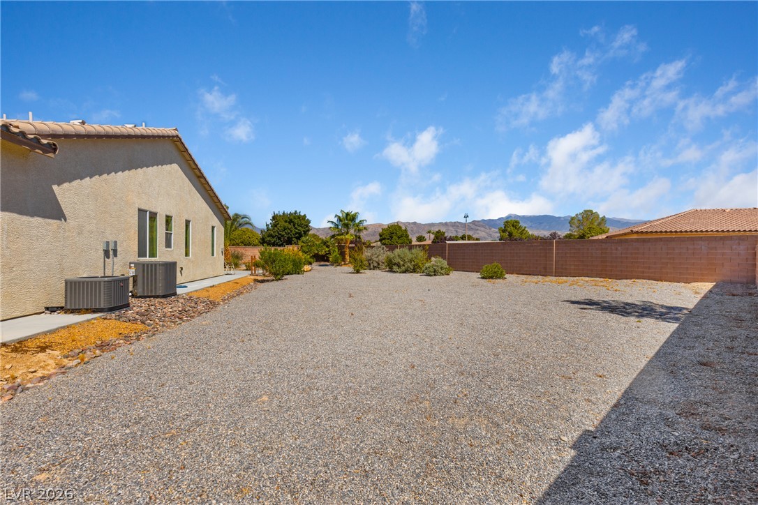 4845 Bientian Way Property Photo 45