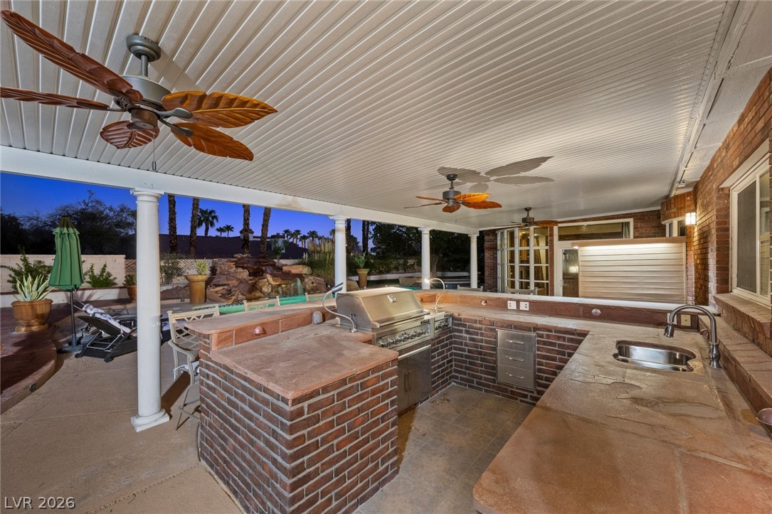 2130 Diamond Bar Drive Property Photo 4