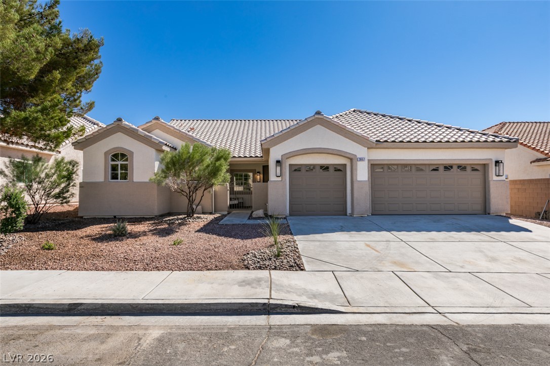2897 Sunlit Glade Avenue Property Photo 3