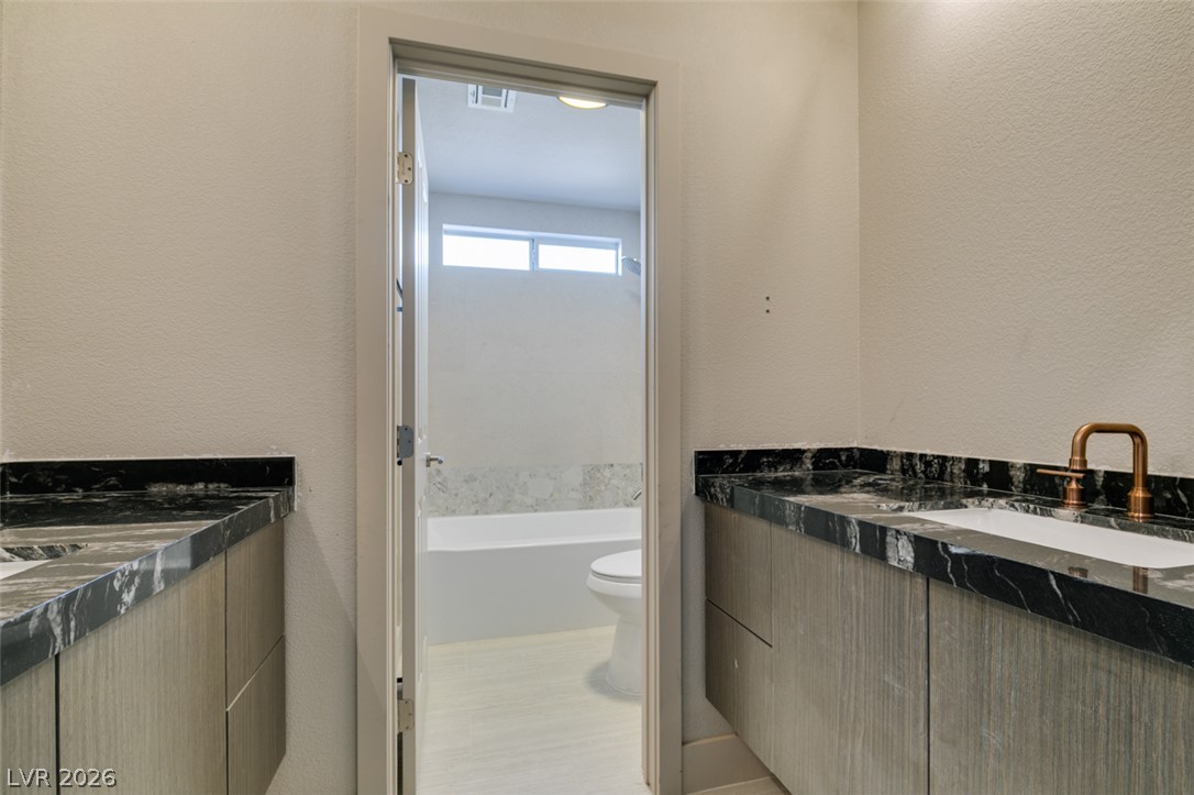 2897 Sunlit Glade Avenue Property Photo 16