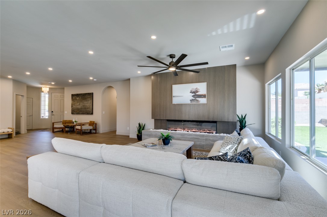 2897 Sunlit Glade Avenue Property Photo 21