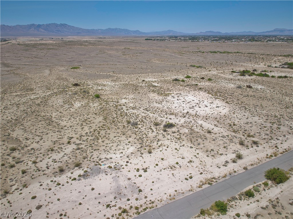 9276 South Winston Court Property Photo 4