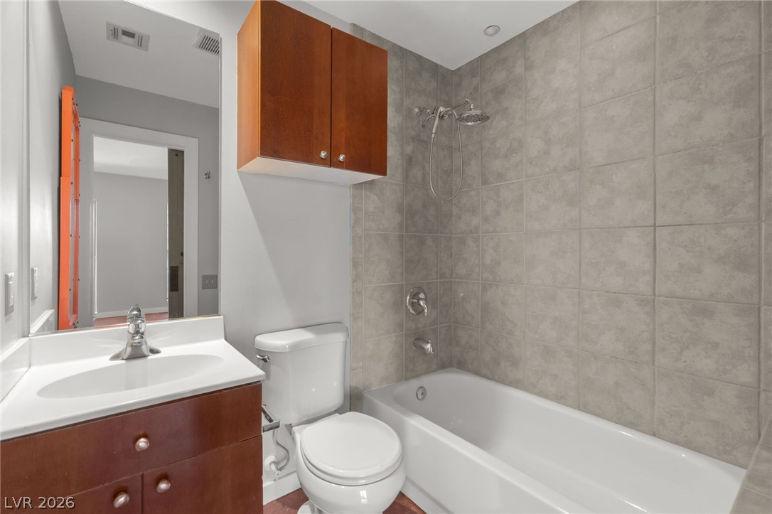 1190 East Carson Avenue Property Photo 10