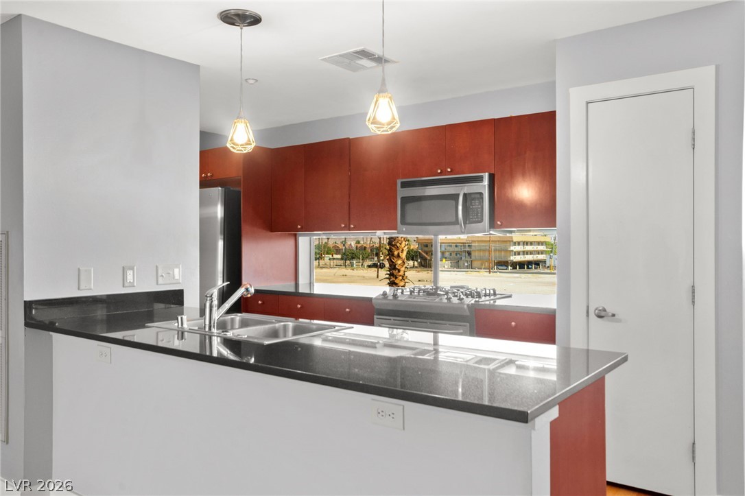 1190 East Carson Avenue Property Photo 14
