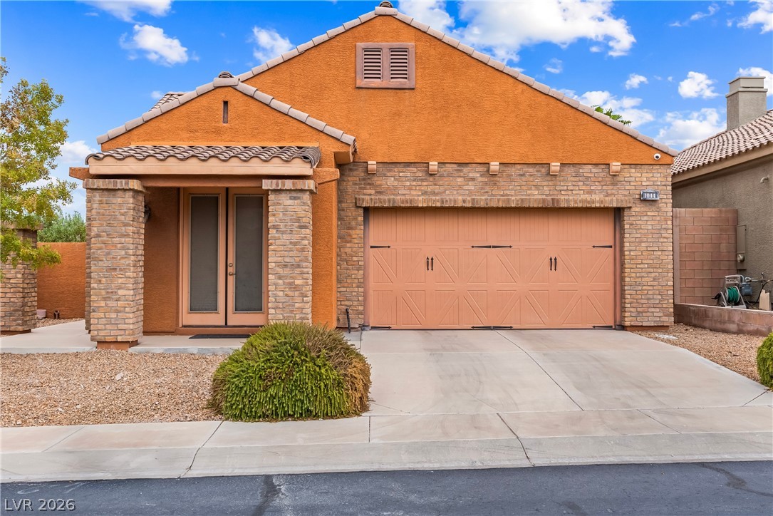 1044 Viale Placenza Place Property Photo 1