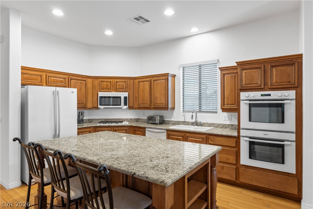 1044 Viale Placenza Place Property Photo 3