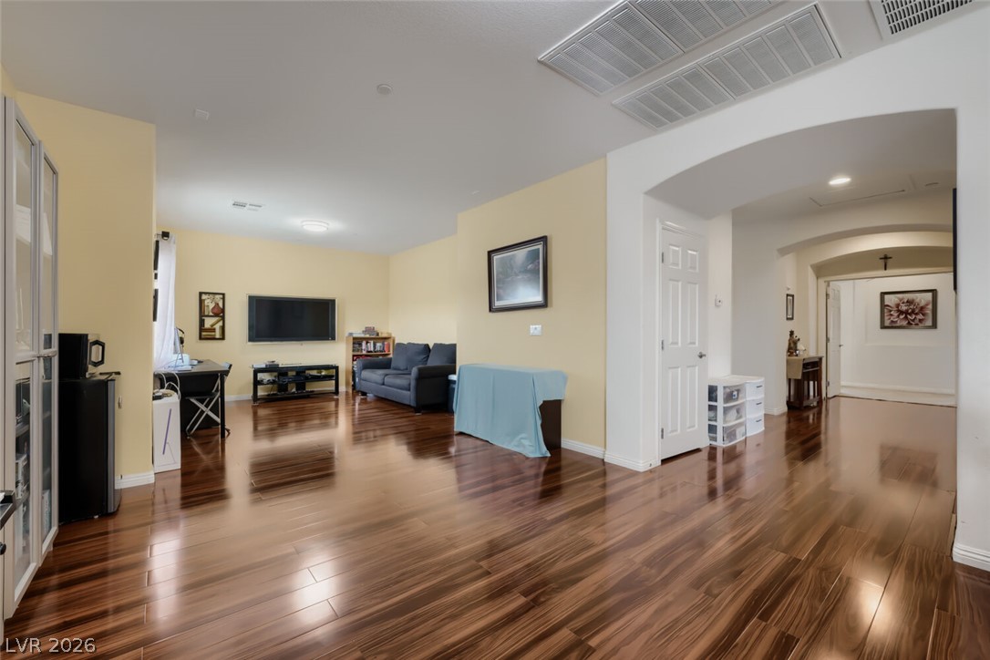 748 Flowing Meadow Drive Property Photo 10