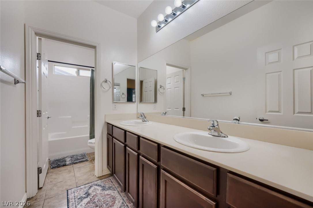 748 Flowing Meadow Drive Property Photo 18