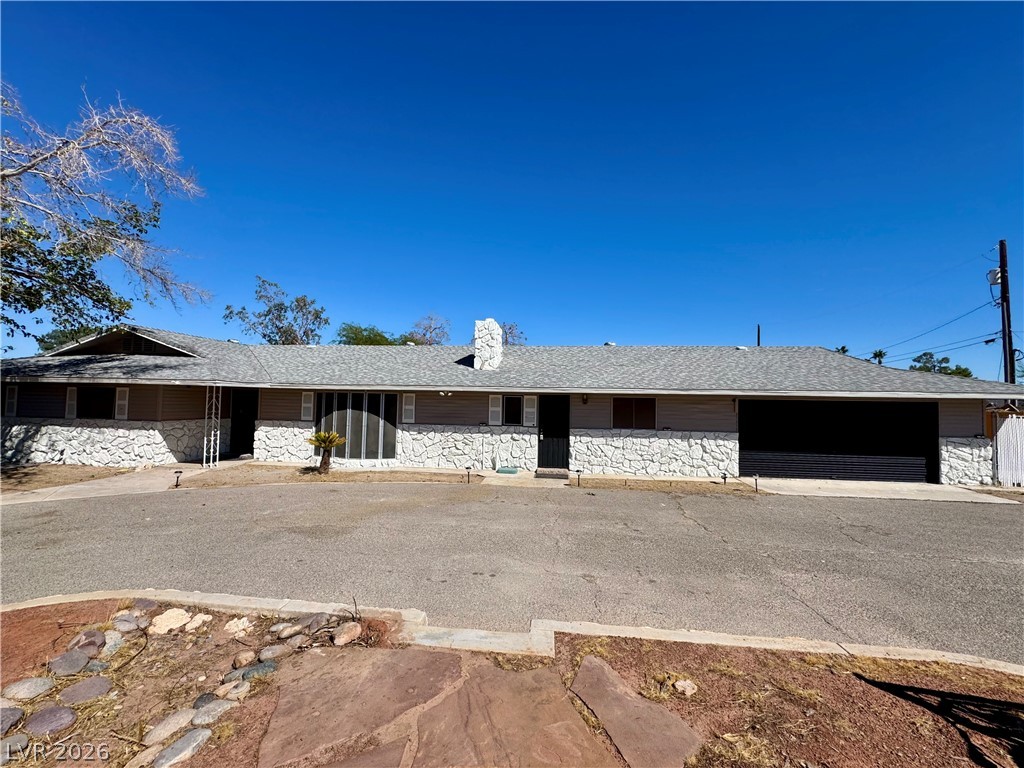 6930 South Valley View Boulevard Property Photo 1