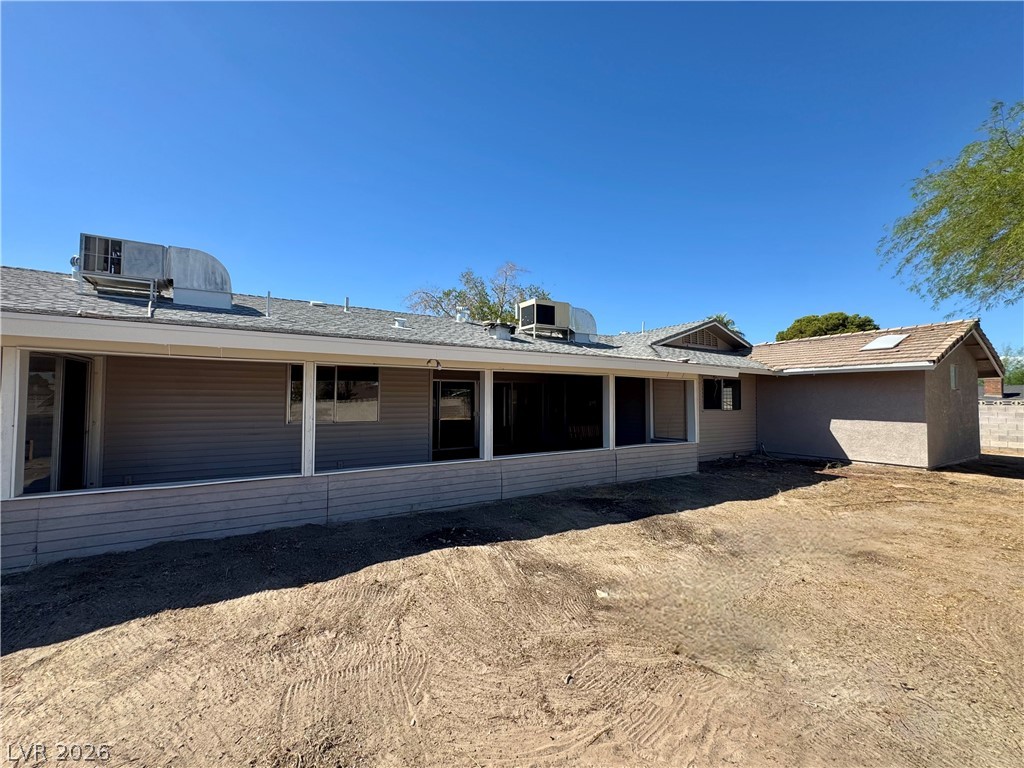 6930 South Valley View Boulevard Property Photo 12