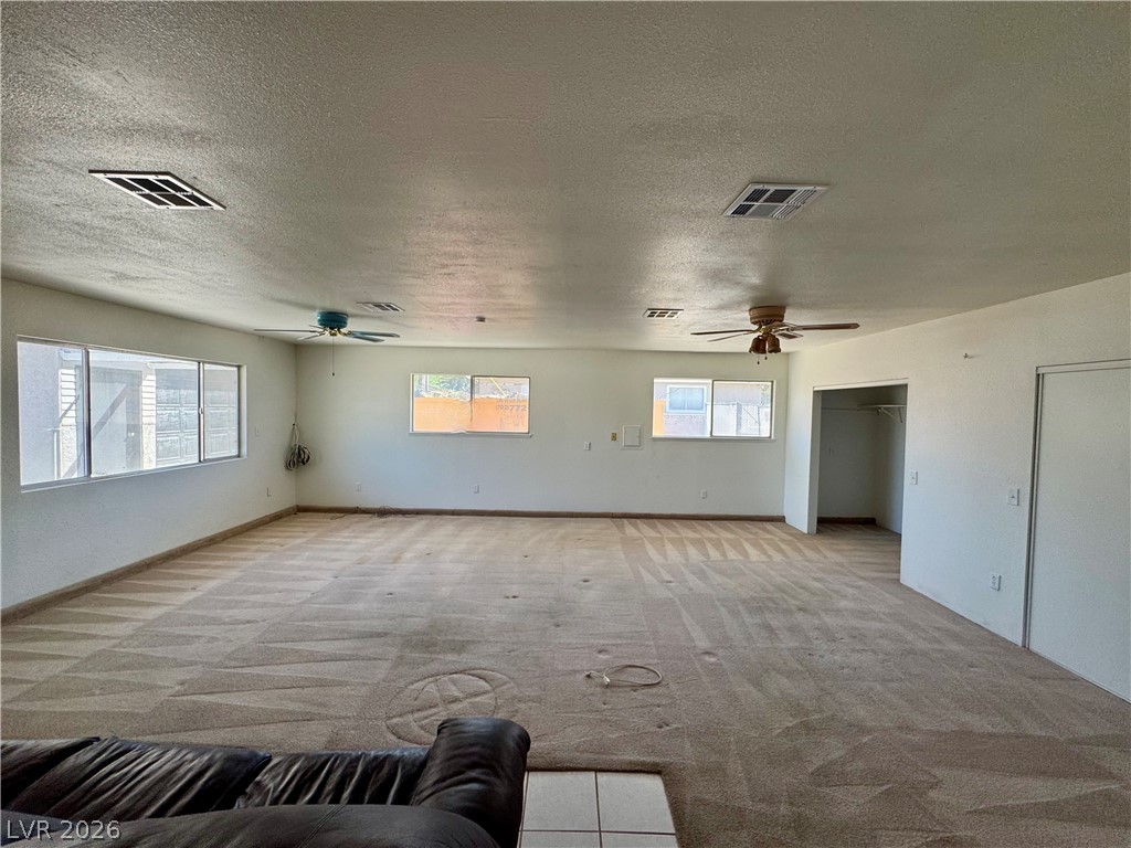 6930 South Valley View Boulevard Property Photo 37