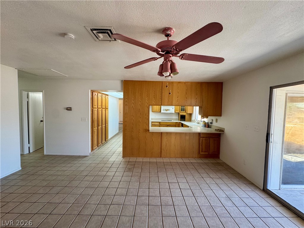 6930 South Valley View Boulevard Property Photo 38