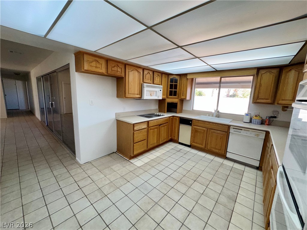 6930 South Valley View Boulevard Property Photo 42