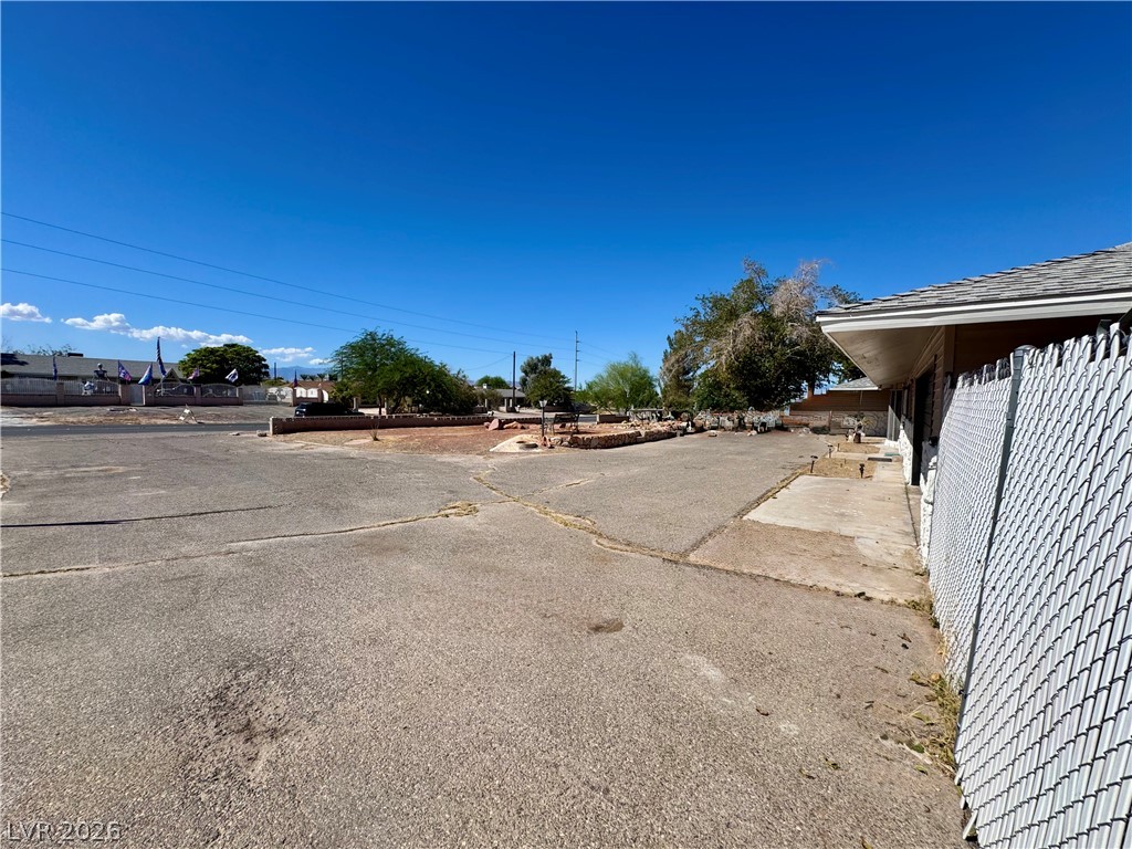 6930 South Valley View Boulevard Property Photo 47