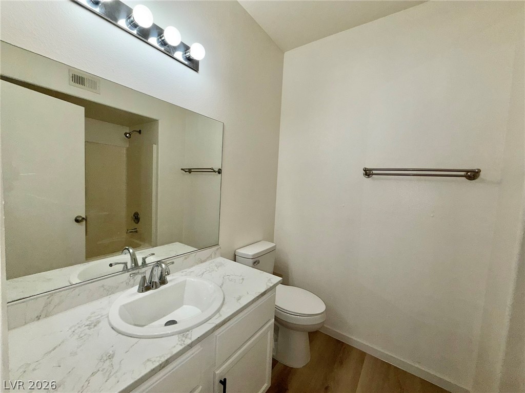 2615 West Gary Avenue 2050 Property Photo 12