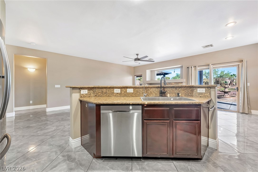 5968 Pavilion Lakes Avenue Property Photo 12