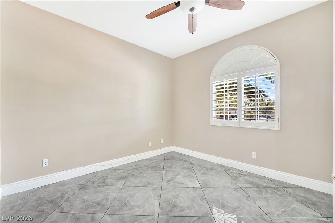 5968 Pavilion Lakes Avenue Property Photo 33