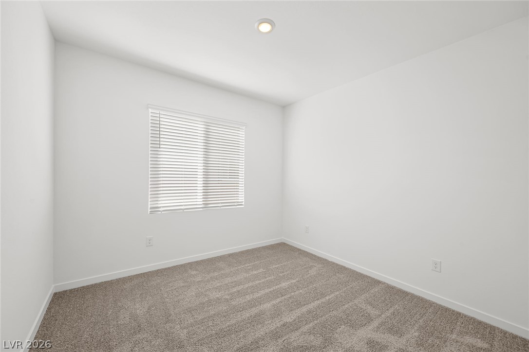 9933 Kimura Hills Avenue Property Photo 17