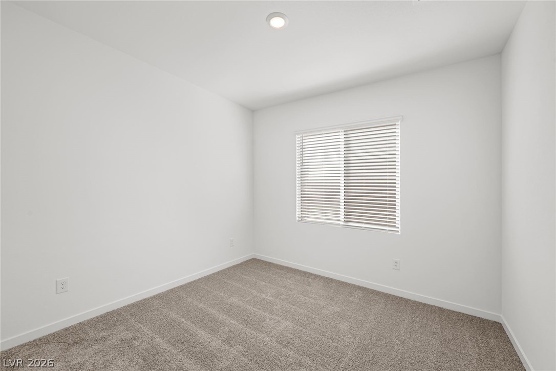 9933 Kimura Hills Avenue Property Photo 19