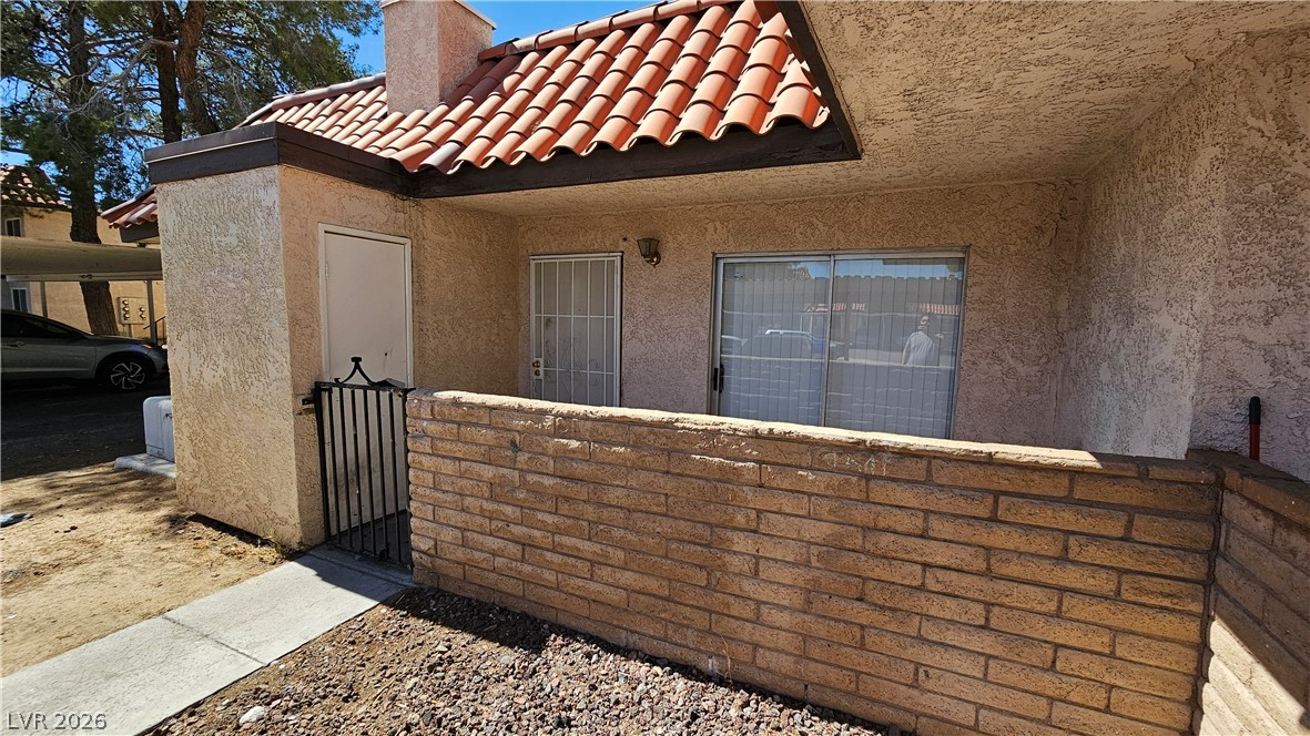 2771 Eldora Circle B Property Photo 1