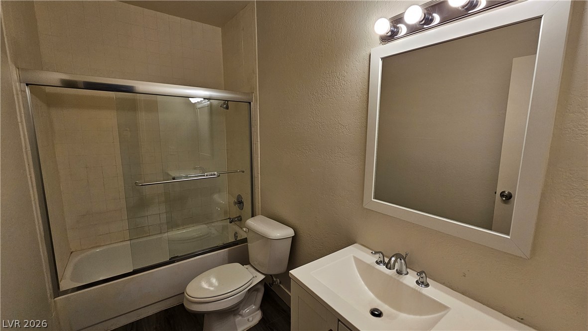 2771 Eldora Circle B Property Photo 8