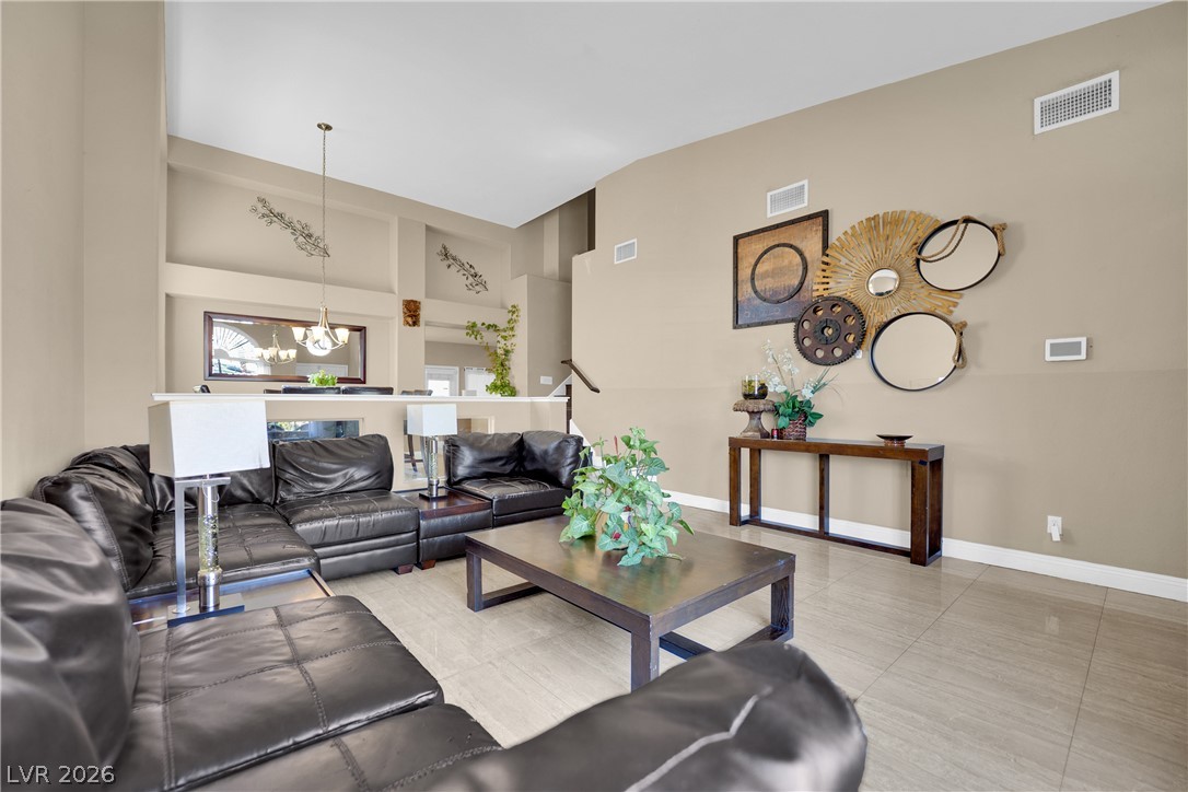 1723 English Rose Drive Property Photo 6