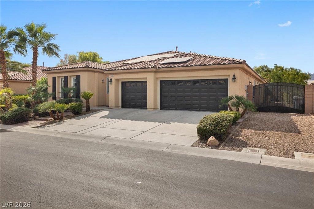 4657 Jadewood Street Property Photo 4