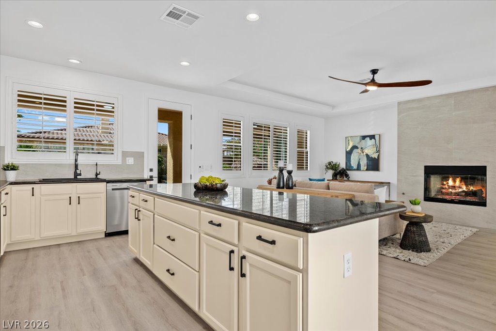 4657 Jadewood Street Property Photo 17