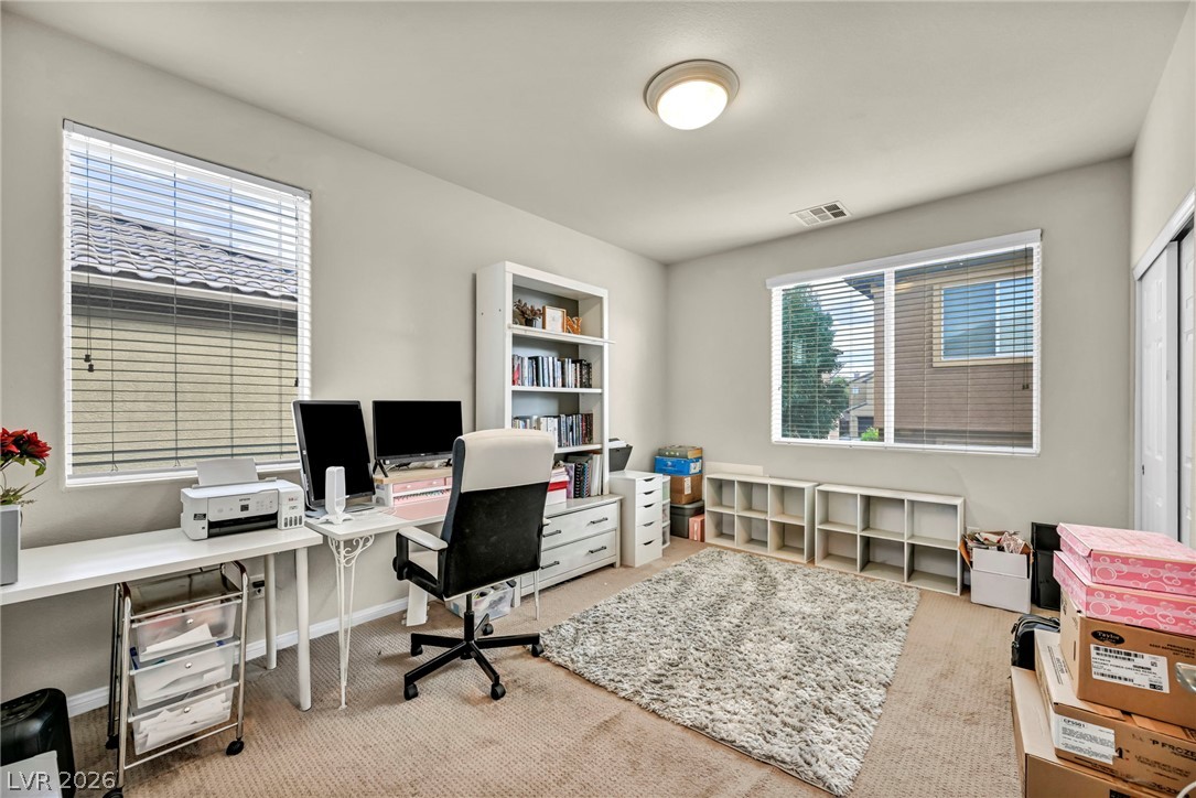 389 Fringe Ruff Drive Property Photo 11
