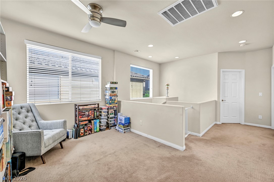 389 Fringe Ruff Drive Property Photo 18