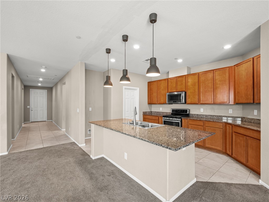 975 Twilight Glow Court Property Photo 3