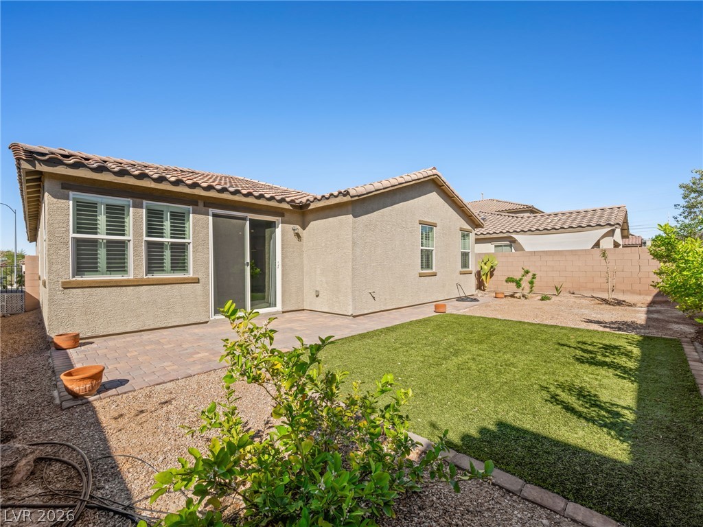 975 Twilight Glow Court Property Photo 6