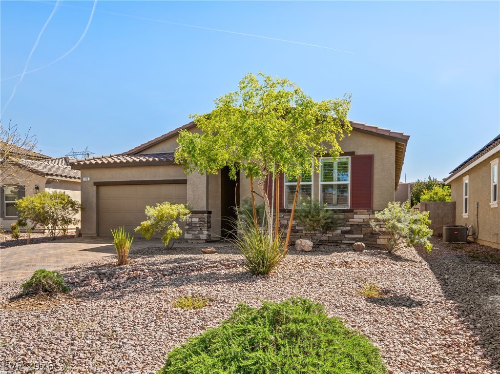 975 Twilight Glow Court Property Photo 7