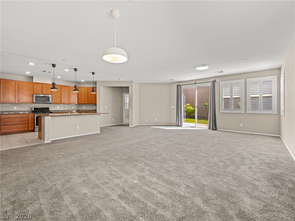 975 Twilight Glow Court Property Photo 11