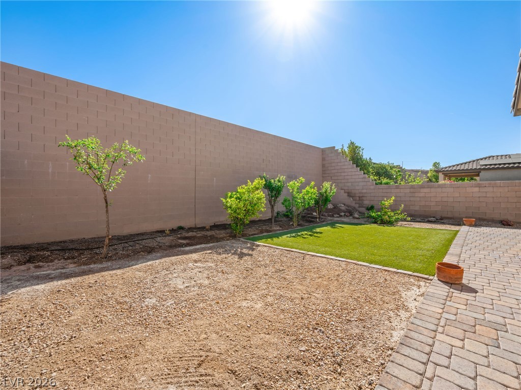 975 Twilight Glow Court Property Photo 37