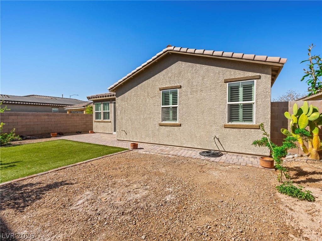 975 Twilight Glow Court Property Photo 38