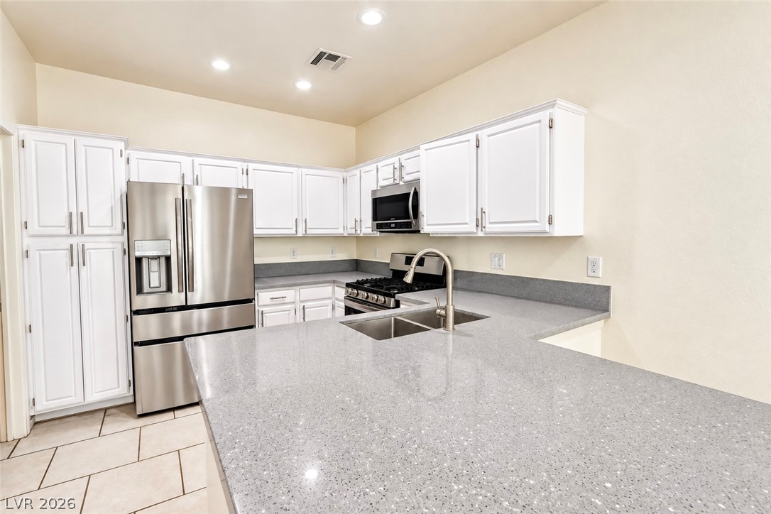 3104 Maple Ridge Court Property Photo 11