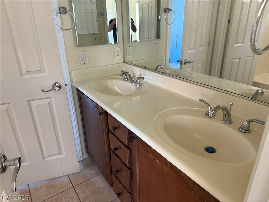 8931 West Torino Avenue Property Photo 18