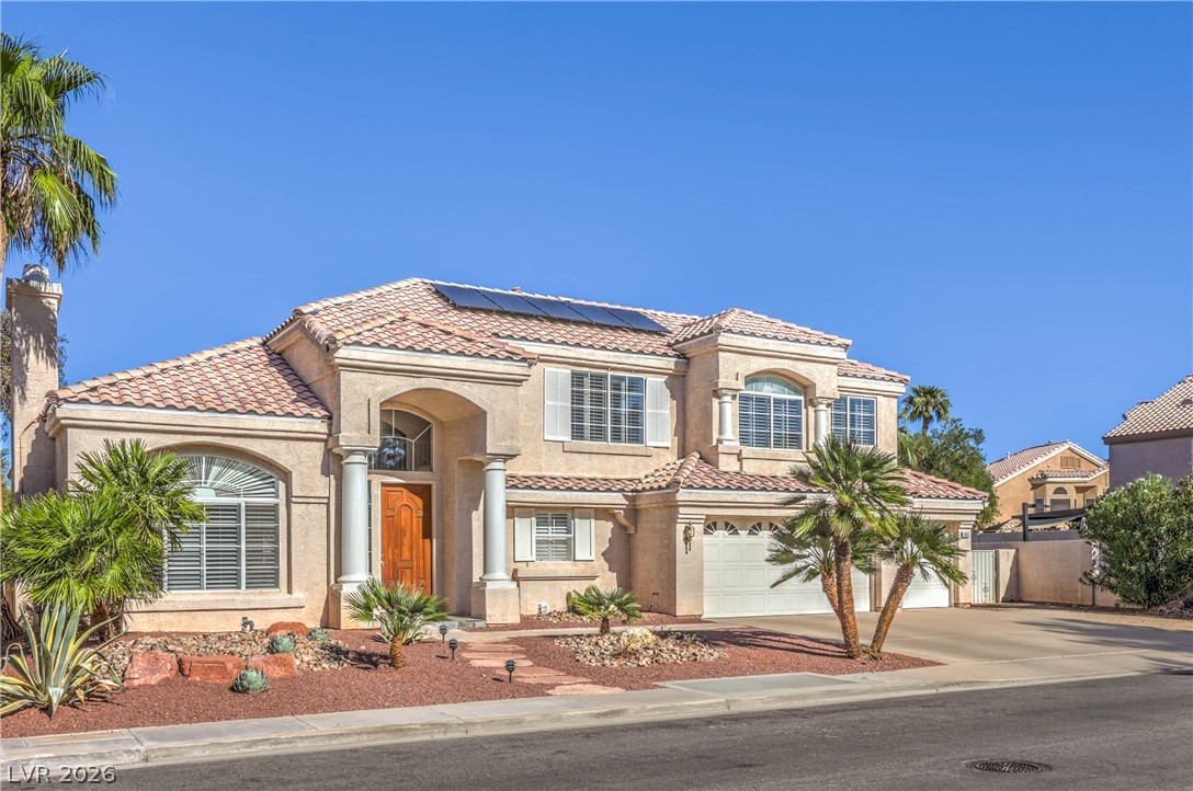 1863 Bogey Way Property Photo 3