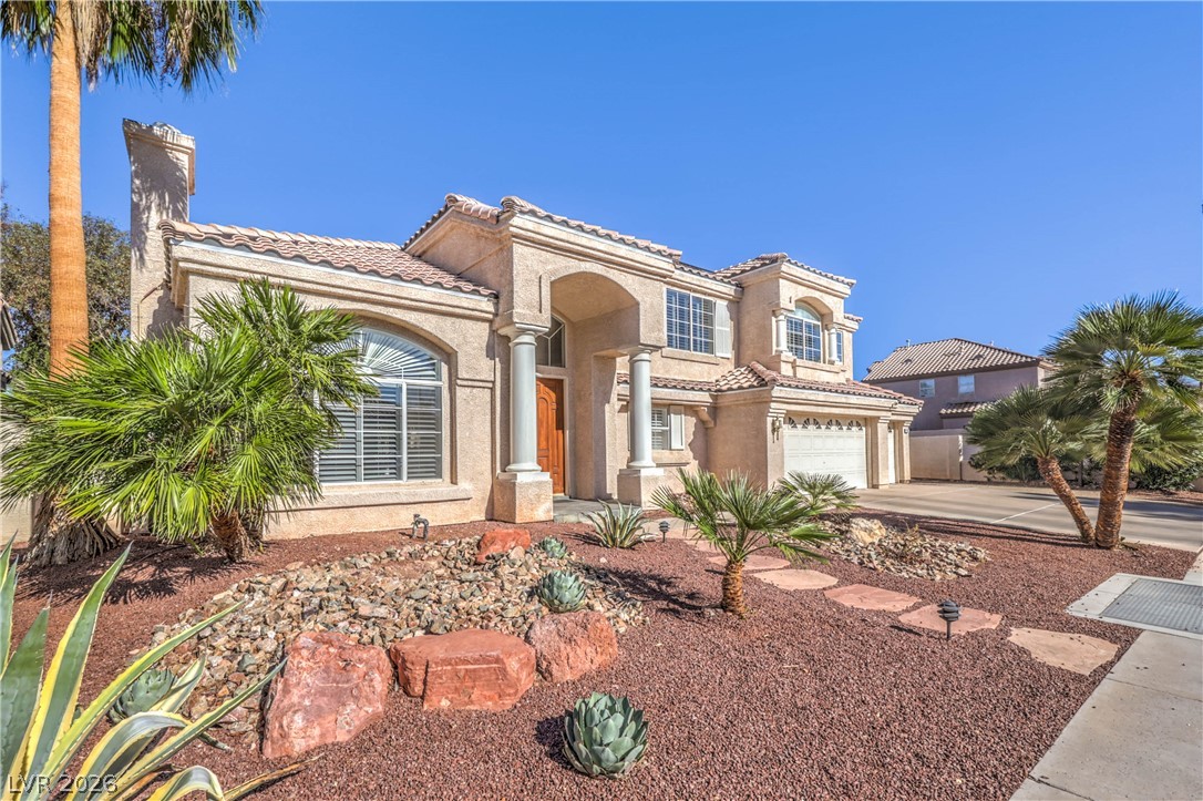 1863 Bogey Way Property Photo 4