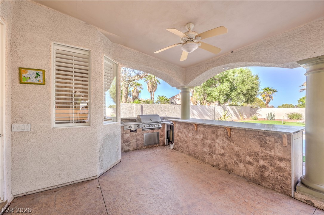 1863 Bogey Way Property Photo 35