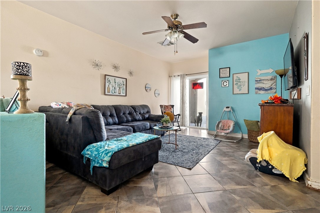 2706 Brinkley Manor Street Property Photo 2