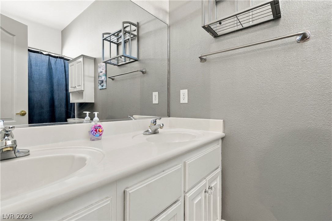 2706 Brinkley Manor Street Property Photo 23