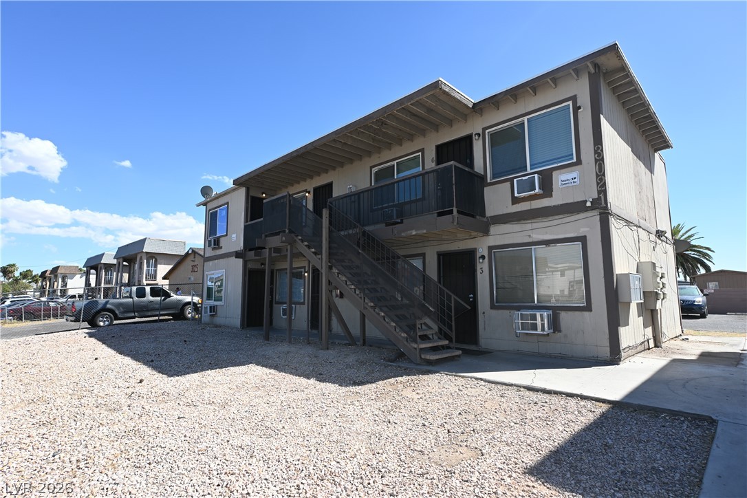 3021 East Carey Avenue 5 Property Photo 2