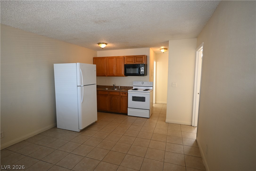 3021 East Carey Avenue 5 Property Photo 4
