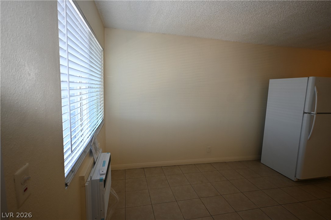 3021 East Carey Avenue 5 Property Photo 6
