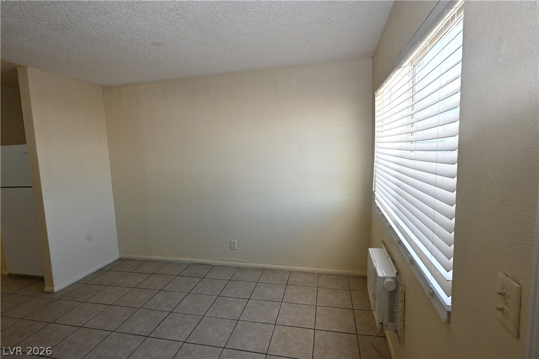 3021 East Carey Avenue 6 Property Photo 6