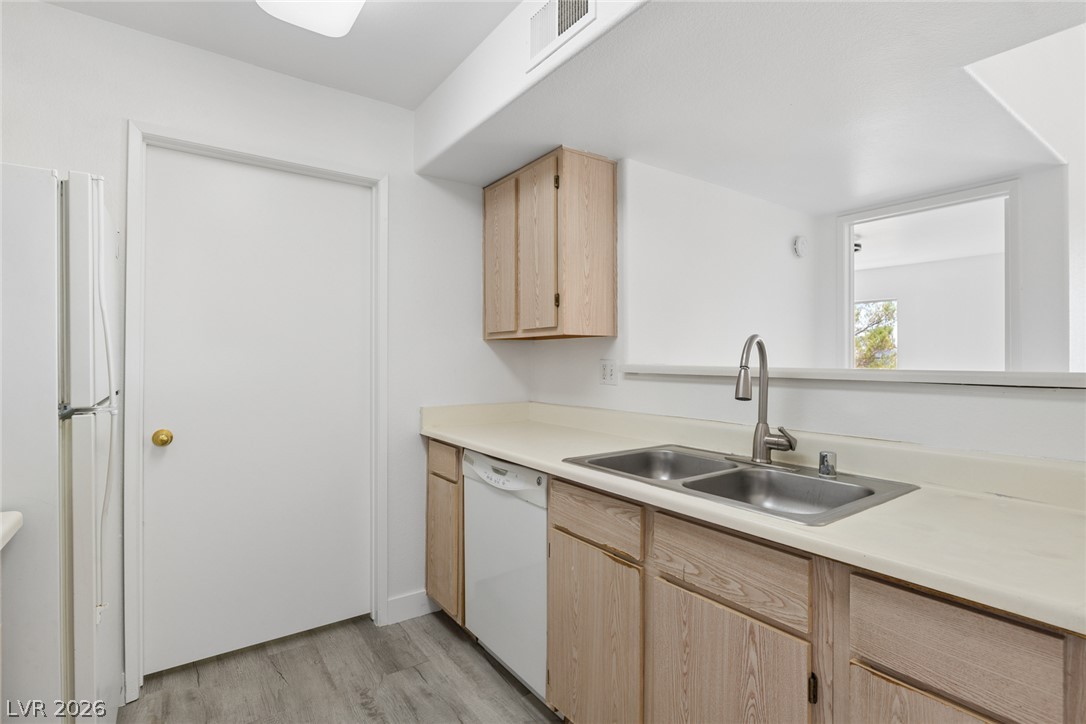 7885 West Flamingo Road 2152 Property Photo 12