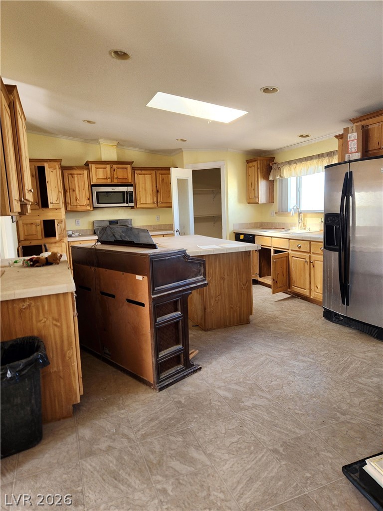 1805 Willow Creek Ranch Road Property Photo 3