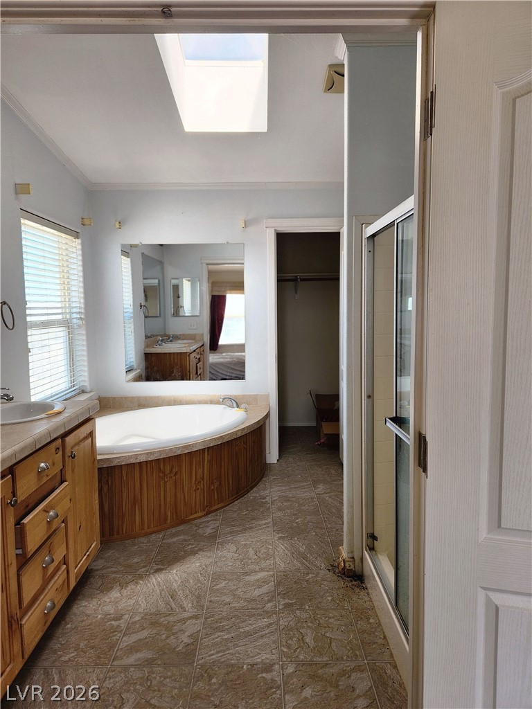 1805 Willow Creek Ranch Road Property Photo 8